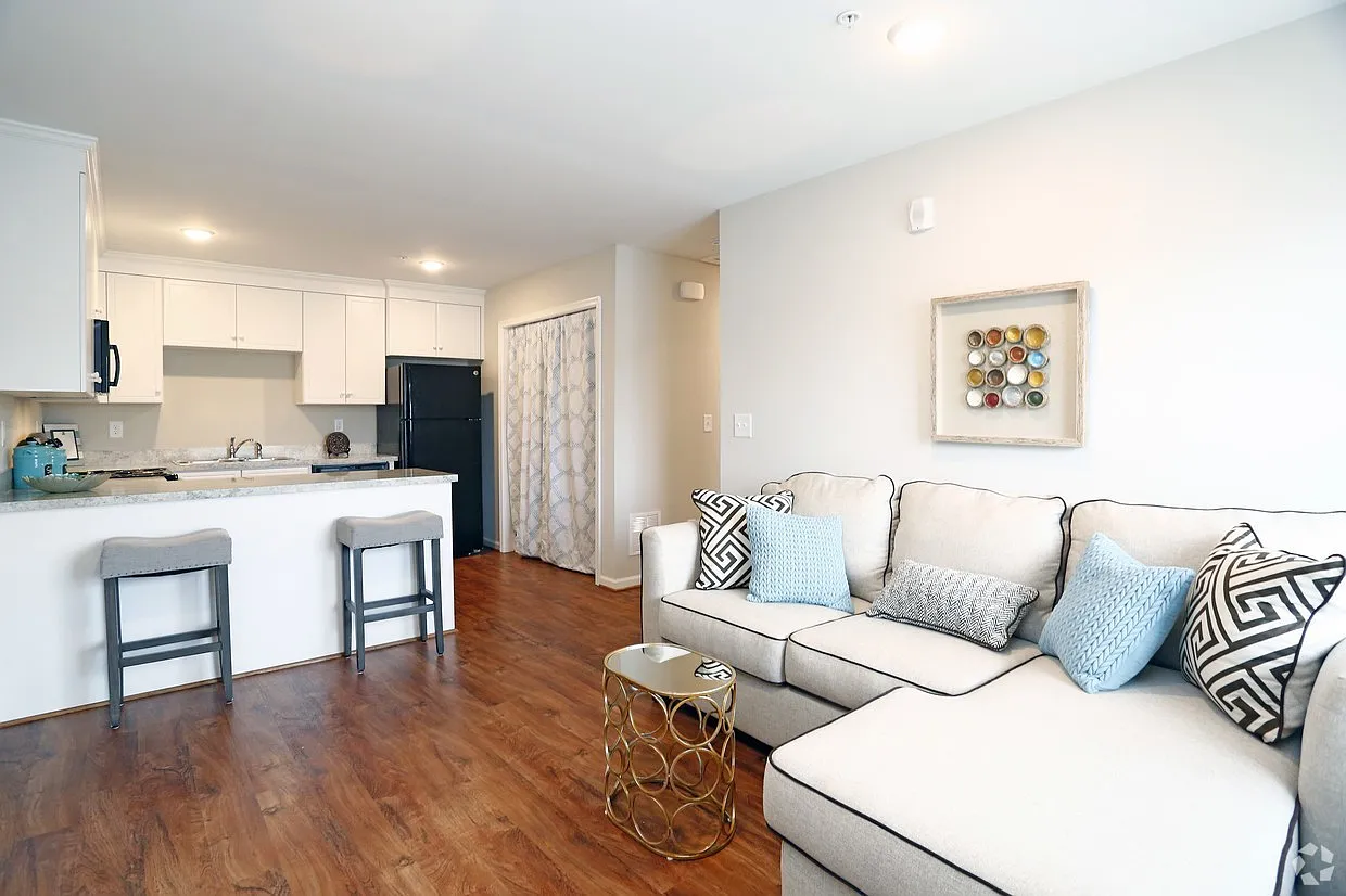 Willow Run Apartments - Bldg. C — Photo 1