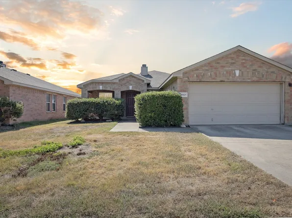 10025 Cougar Trl, Fort Worth, TX 76108