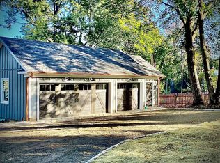 33 W Main St, Mendham, NJ 07945