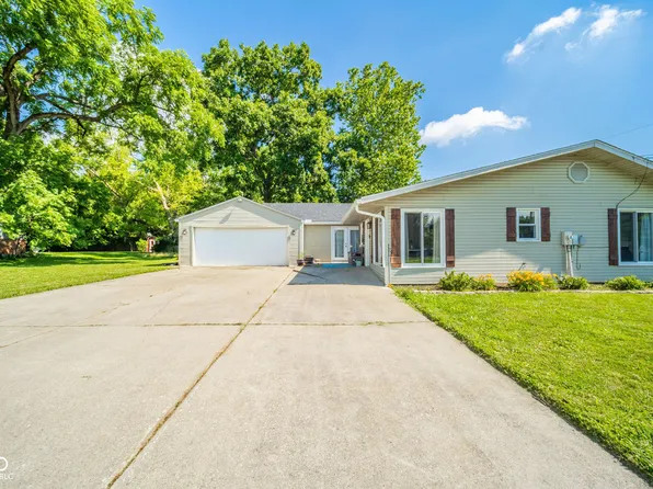 901 N Greenbriar Rd, Muncie, IN 47304