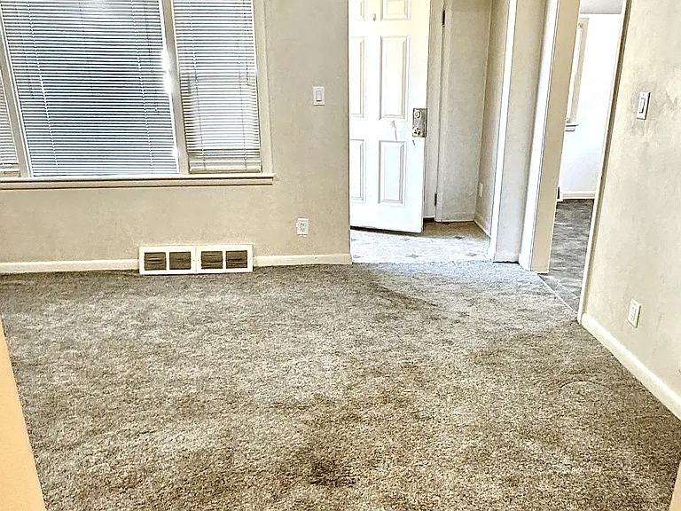 831 N 2nd Ave #1 — Photo 4
