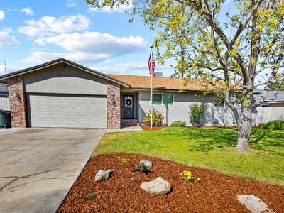 601 S Redwood Dr, Visalia, CA, 93277
