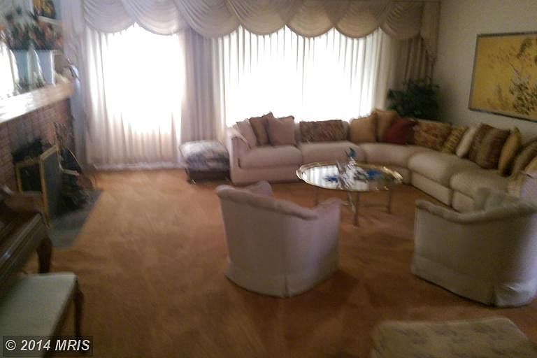 2nd image of 825 Fairoak Ave