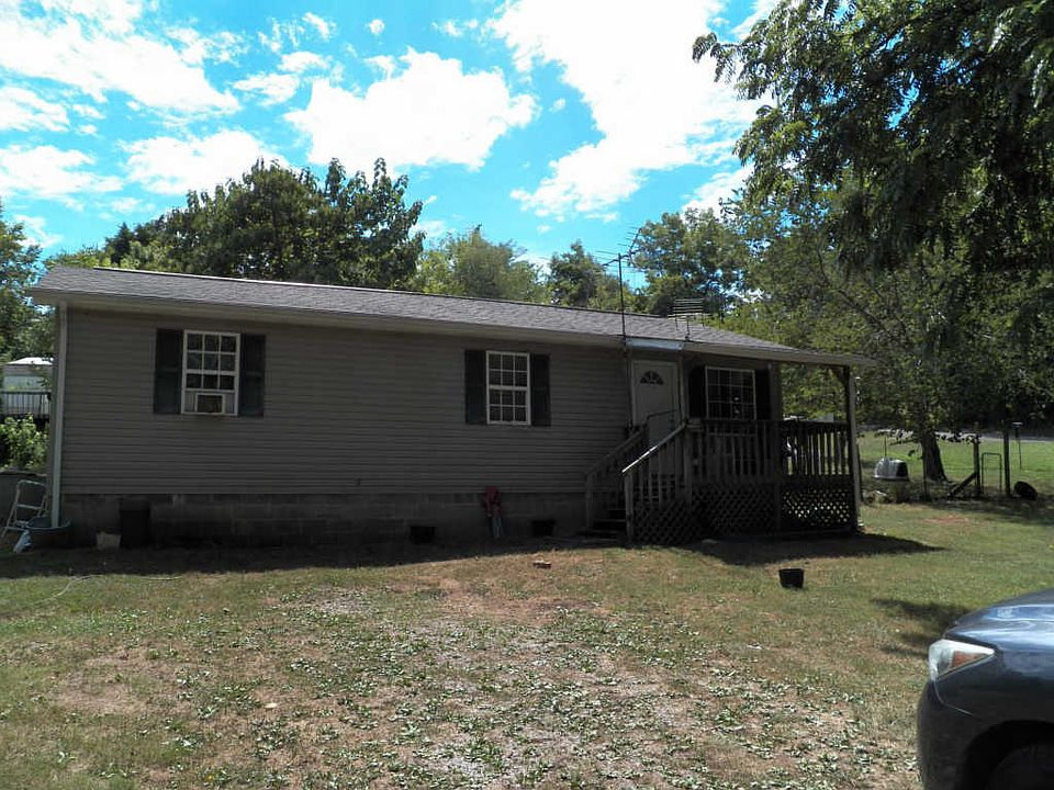 2nd image of 211 Elm Grove St