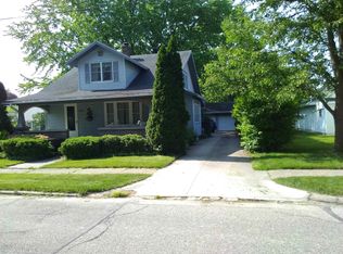 303 E Lawrence St, Middlebury, IN 46540