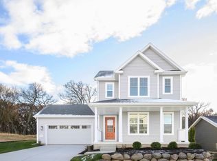 6049 Woodbine Dr, Madison, WI 53718