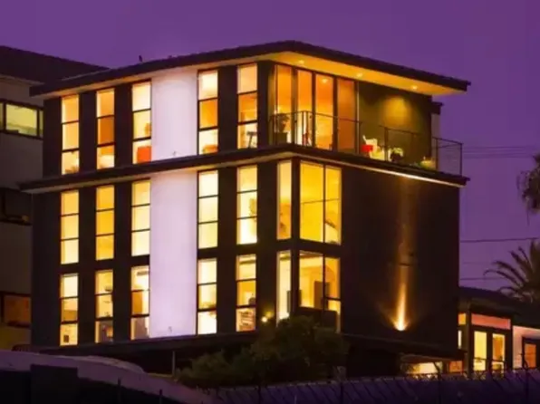 2430 Union St #2, San Diego, CA 92101