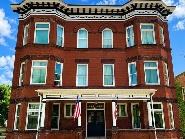 269 Douglas Ave Unit 2, Elgin, IL 60120