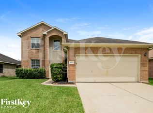 10803 Goldfinch Rd, Baytown, TX 77523