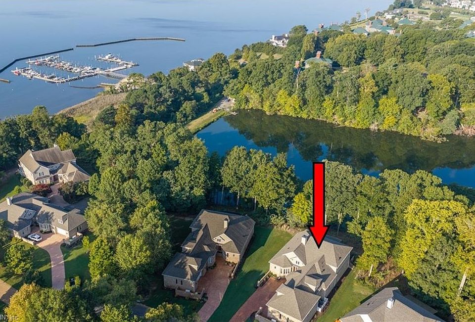 1st image of 422 Rivers Edge