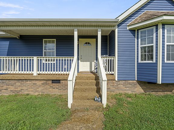 3rd image of 3954 Honeysuckle Way