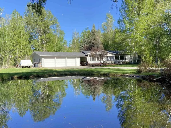 100 & 200 Trout Ln, Hailey, ID 83333