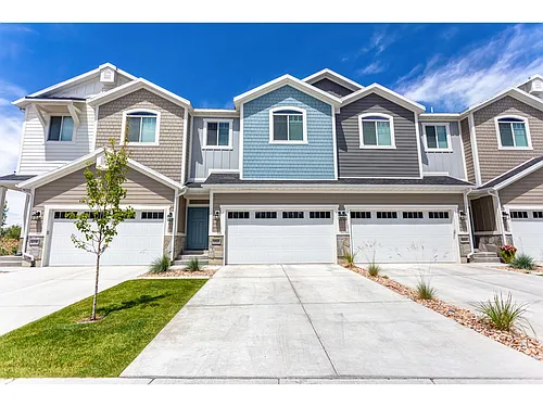 668 S 1840 W Photo 1