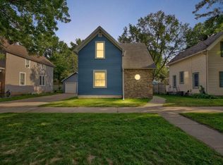 19 8th St NW, Faribault, MN 55021