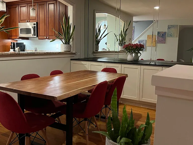 First floor: dining room