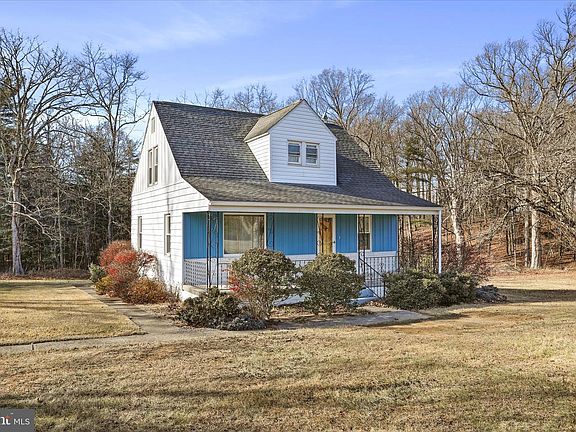 4th image of 14111 Green Ridge Rd NE