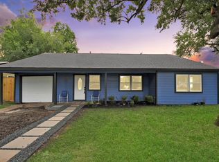 302 County Park Dr, League City, TX 77573