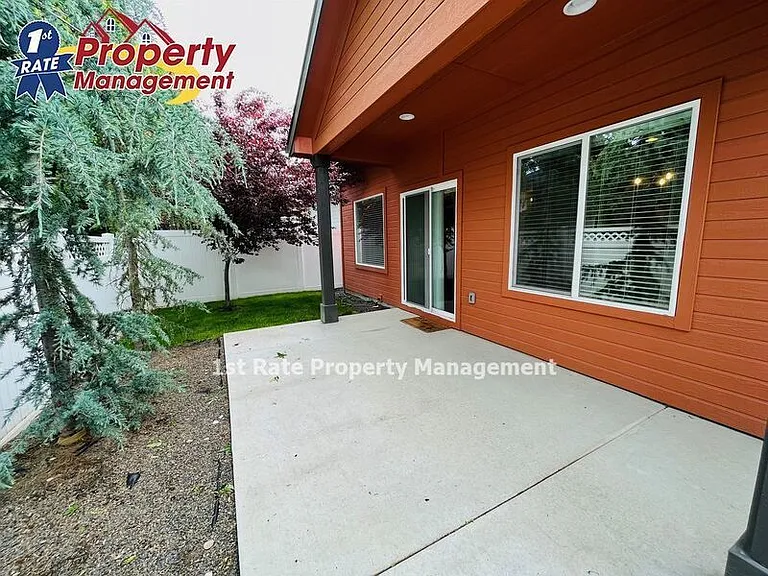 431 S Academy Ln — Photo 18