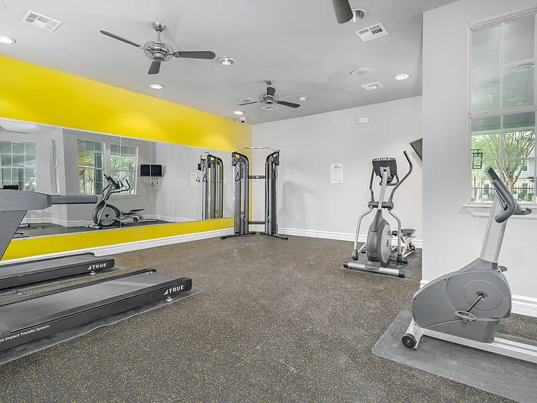 Residences at Salado — Photo 10