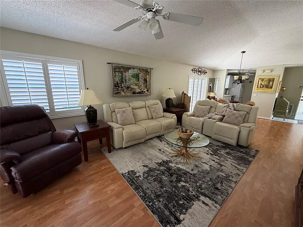 2 bed, 2.0 bath, 1102 sqft, $2,150 — Photo 3