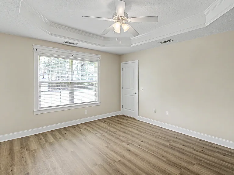 115 SE Cutters Gap — Photo 16