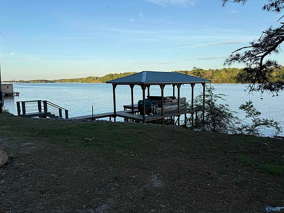 2nd image of 6008 Lister Ferry Rd