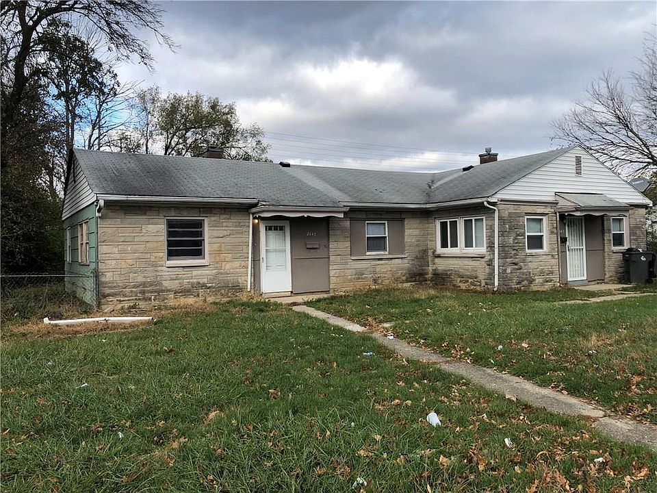 1st image of 2445 N Arlington Ct
