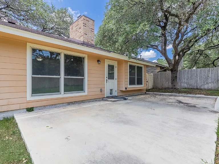 2331 Bluffridge St — Photo 38