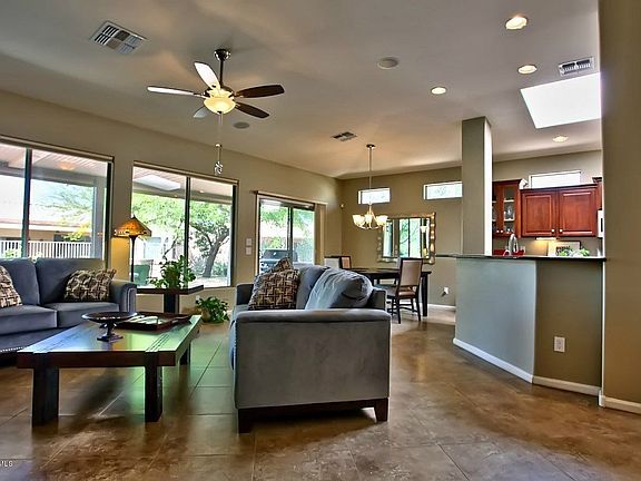5th image of 19340 N Vista Montana Ct