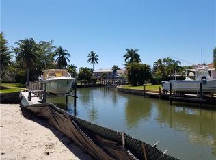 2040 Sandpiper St, Naples, FL 34102