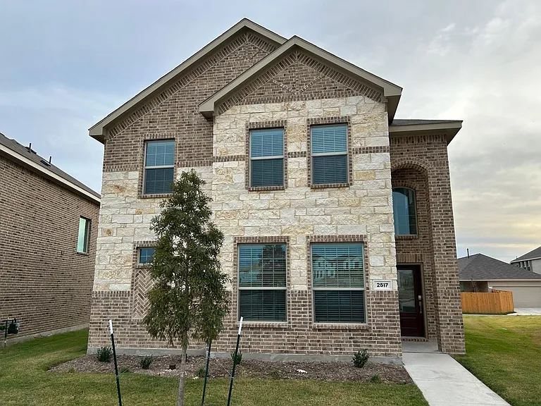 2517 Maplehurst Dr — Photo 34