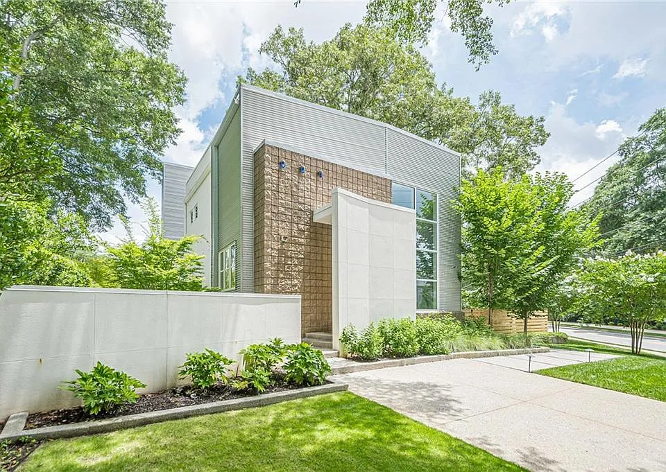 2269 Briarwood Hills Dr NE