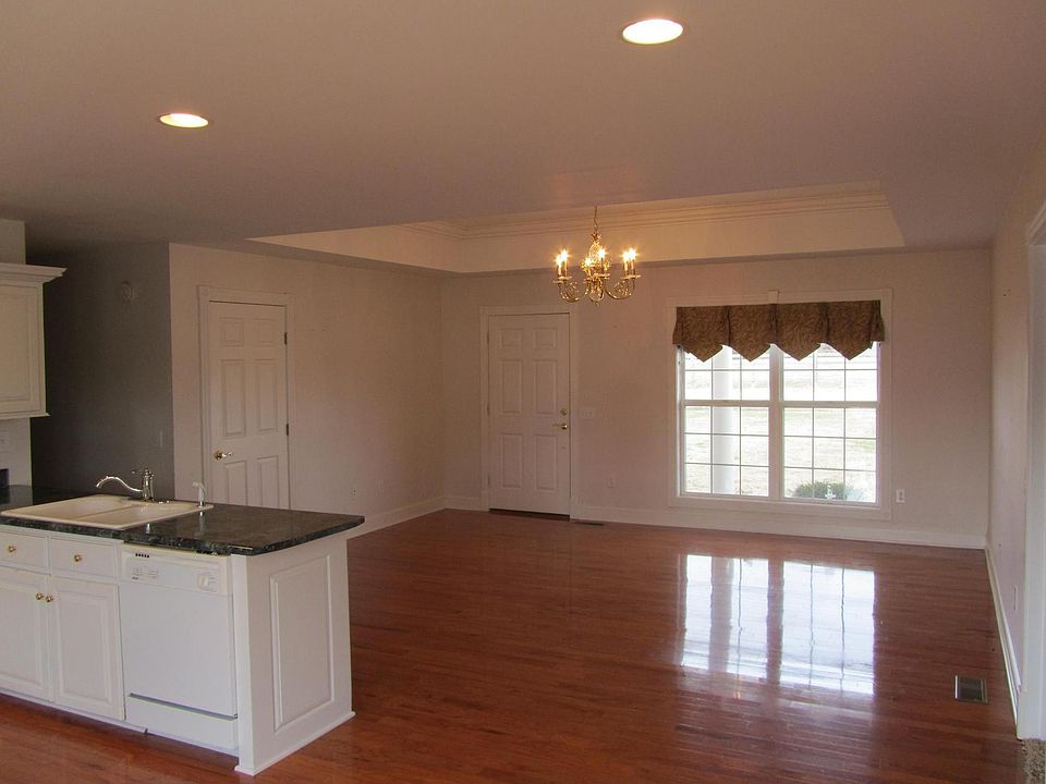 32 Old Jackson Hwy, Saint Joseph, TN 38481 Zillow