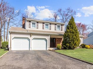 220 W Prescott Ave, Edison, NJ