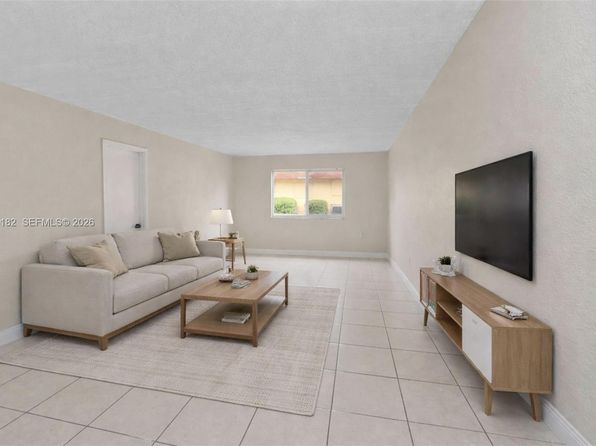 505 NW 177th St APT 126