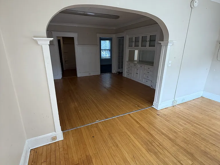 595 Chestnut St #1 — Photo 10