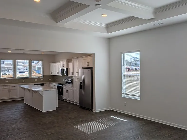 437 Gentle Bend Cv — Photo 14
