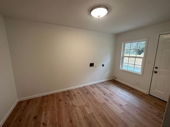 5th image of 8234 Bluebonnet Dr
