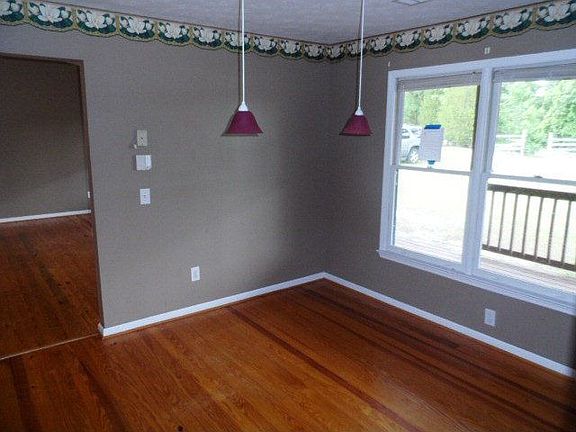5th image of 436 Lee Road 29
