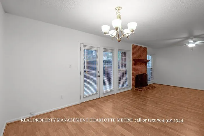 9451 Kings Falls Dr — Photo 18