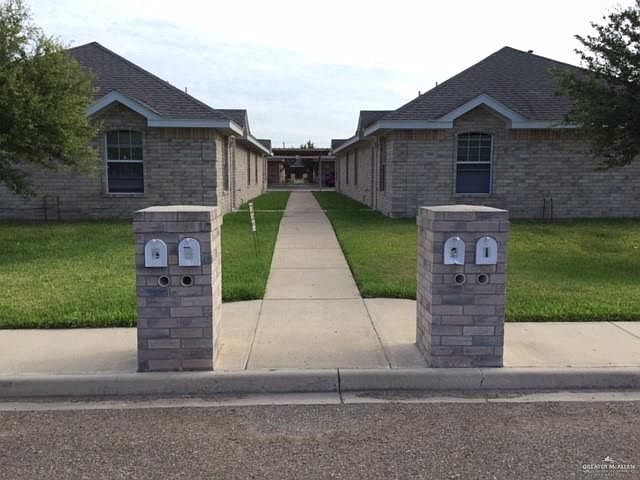 1st image of 2303 Moonlight Ln