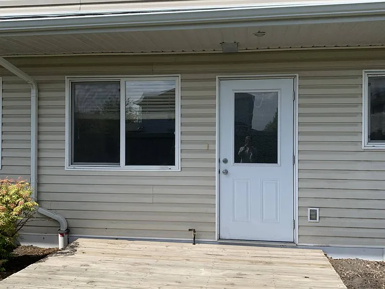 248 Edwards Dr SW — Photo 5
