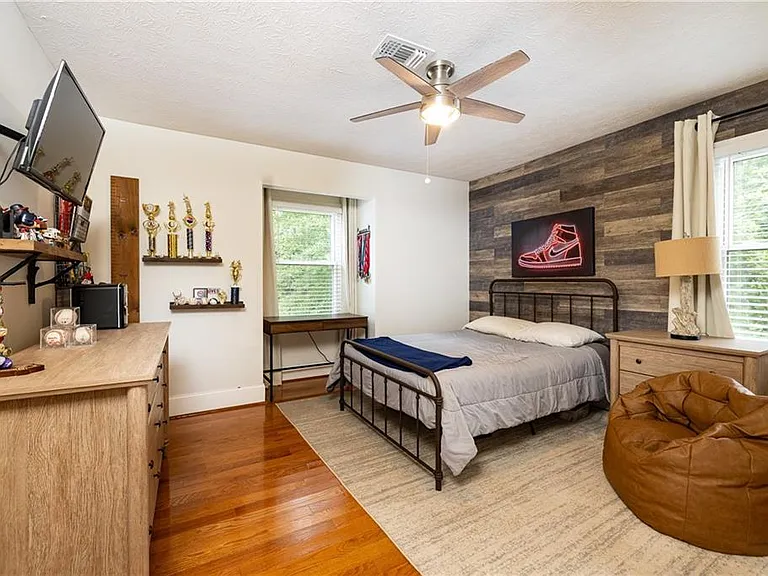 2431 Prince Howard Trl — Photo 25