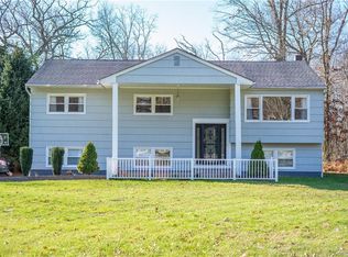 33 Spruce Knls, Putnam Valley, NY 10579