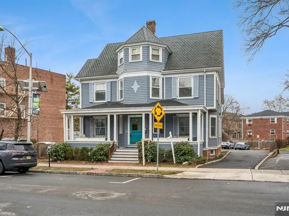 94 Church St, Montclair, NJ 07042