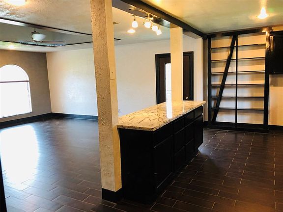 4th image of 6374 French Chateau Dr