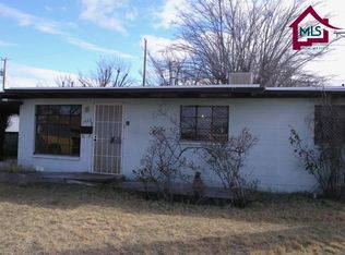 1433 Boston Dr, Las Cruces, NM 88001