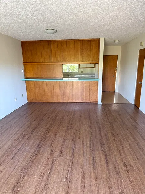 2 bed, 850 sqft, $2,995 — Photo 4