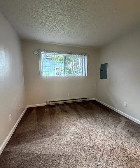 Shalamar Apartments — Photo 6