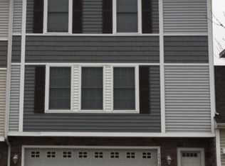 4303 154th St, Urbandale, IA 50323